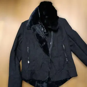 블랙 무스탕 퍼 자켓