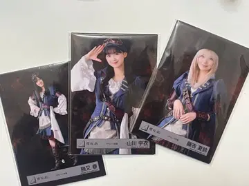 사쿠라자카46 브로마이드 파이리츠 의상