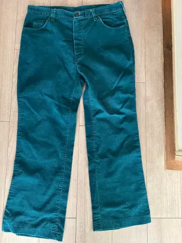 Corduroy flare pants (플레어 팬츠)