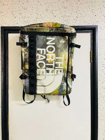 THE NORTH FACE 카모플라쥬 백팩