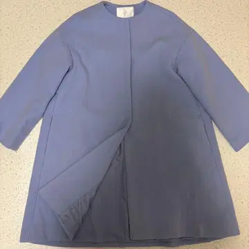 새상품급 SONO 소노 울 백 프릴 마쉬멜로우 코트 노카라 M