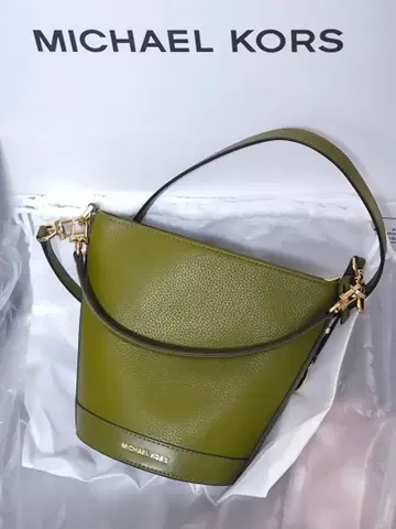 새상품급 가죽 그린 버킷백 숄더백