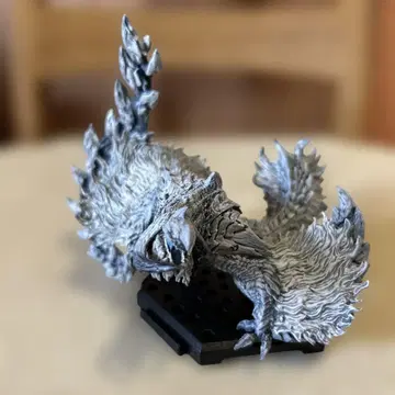 몬스터 헌터 스탠다드 모델 27 체인 날개 용 알슈벨드