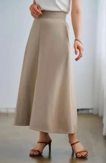 COHINA 하이웨스트 스커트 베이지 short-xs