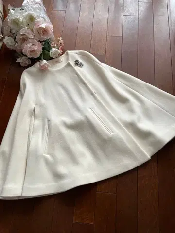 heve 판초 코트 화이트 F