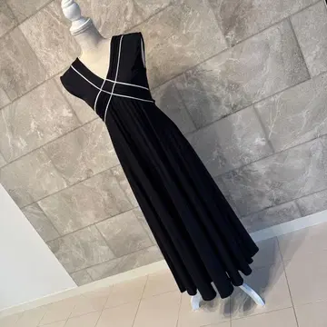 새상품급 릴리 브라운 크로스 디자인 원피스 플리츠 리본