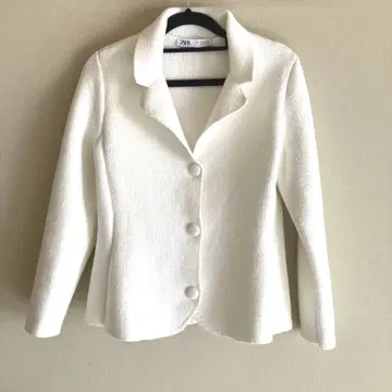 거의 새상품 ] ZARA 자라 니트 자켓 화이트 S 사이즈