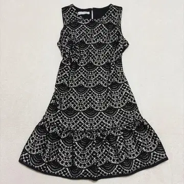 리나시멘토 원피스 슬리브리스 전체 레이스 플레어 페미닌 S