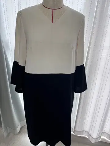 바이컬러 원피스 긴팔