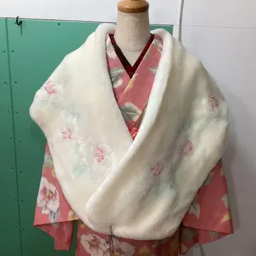 기모노 외에도 사용할 수 있는 귀여운 복슬복슬 퍼 숄, 52