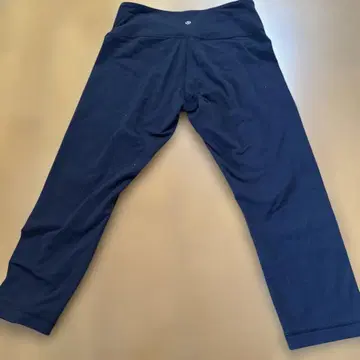 룰루레몬 블랙 레깅스 사이즈 8, 7부 기장