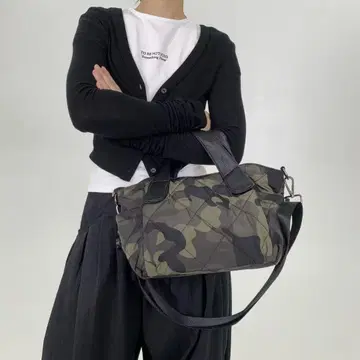 카모플라쥬 퀼팅 숄더백