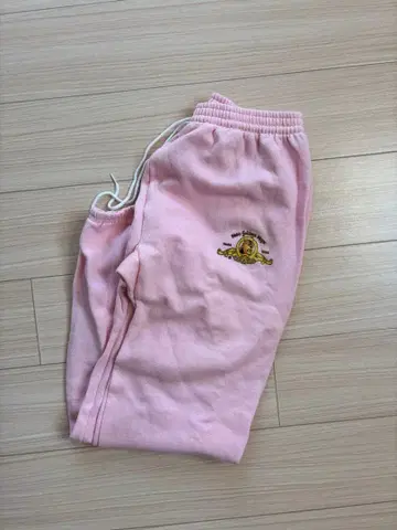 80년대 Hanes 메트로 골드윈 메이어 맨투맨 빵