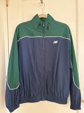 새상품급 New Balance 자켓 네이비 그린