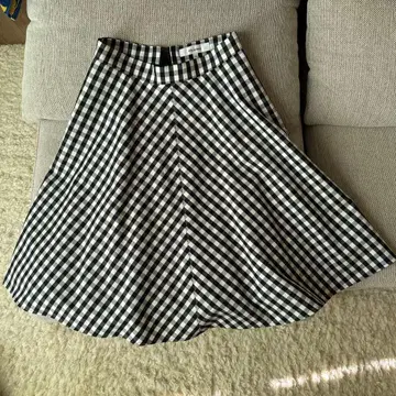 깅엄 체크 플레어 스커트 무릎 기장