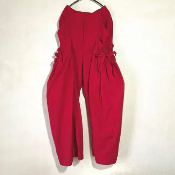 [ UN3D ] 레드 사이드 리본 포함 와이드 팬츠