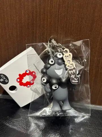 오사카 간사이 박람회 블랙 미야쿠미야쿠 PVC 키링 플레이트