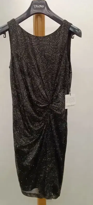 [캘빈클라인] 블랙 슬리브리스 원피스