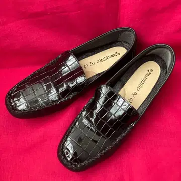 to be continued 천연 가죽 로퍼 슬립온