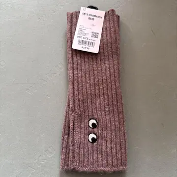 새상품 유니클로 안야 힌드마치 니트 암워머