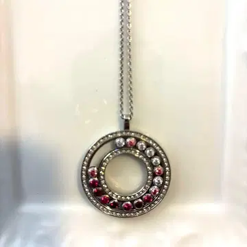 스와로브스키 원형 펜던트 목걸이