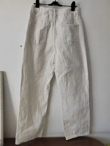 화이트 스트레이트 데님 하이웨스트