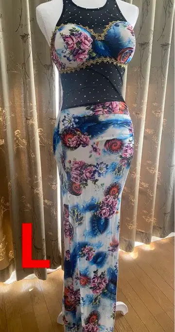 롱 드레스 타이트 핏 드레스 꽃무늬