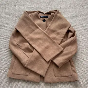 ZARA 숏코트 카멜 M 사이즈 추천