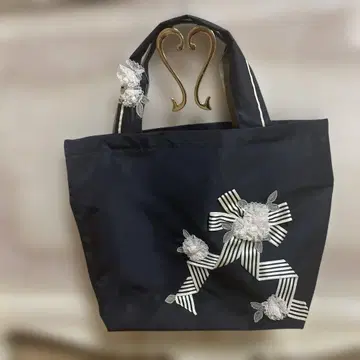 사에라 피어리마마 가방 블랙 컬러 미사용 새상품