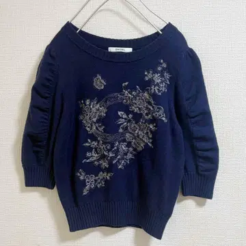스나이델 니트 꽃무늬 자수 네이비 스웨터 멋짐