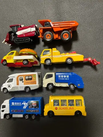 토미카 작업 자동차 콤바인 쓰레기 수집 덤프 스누피 버스 등