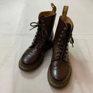 닥터마틴 PASCAL 워크 부츠 UK5