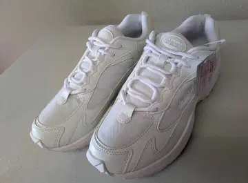 새상품!! MOONSTAR 화이트 스니커즈