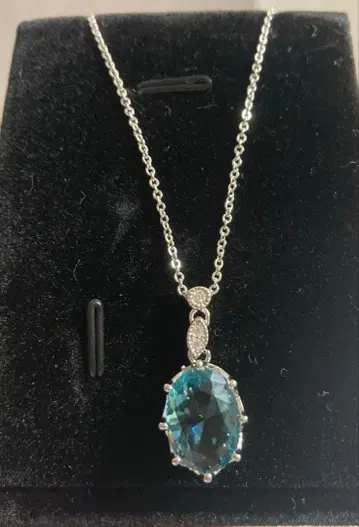 스카이블루 오벌컷 목걸이 새상품