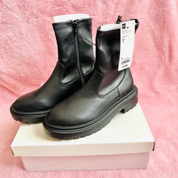 GU 울트라 스트레치 볼륨 밑창 부츠 S 사이즈