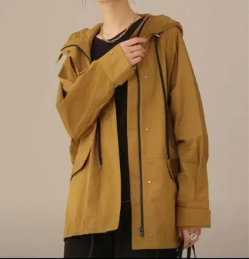 브라운 후드 부착 마운틴 파카