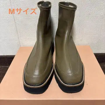 새상품급 르탈론 GRISE 트랙 밑창 숏부츠