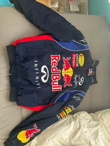 Red Bull 자켓 네이비 L 사이즈