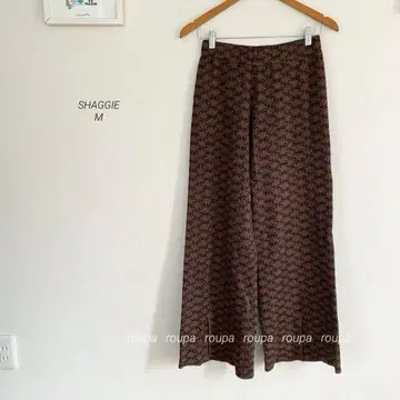 SHAGGIE 올 패턴 프론트 슬릿 니트 팬츠 브라운 2009