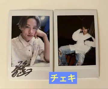 야마구치 타쿠야 씨 폴라로이드 2장 친필 사인 있음