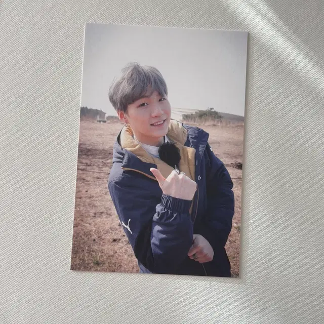 방탄 슈가 불타오르네 공방 포카