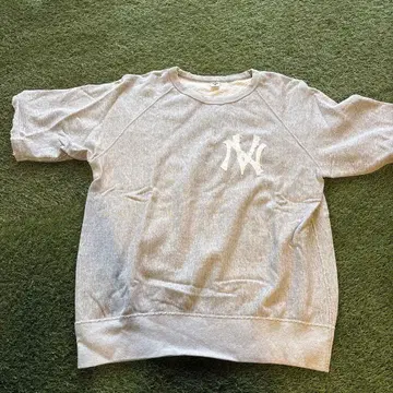 NEXUSVII 그레이 반팔 트레이닝복 LARGE