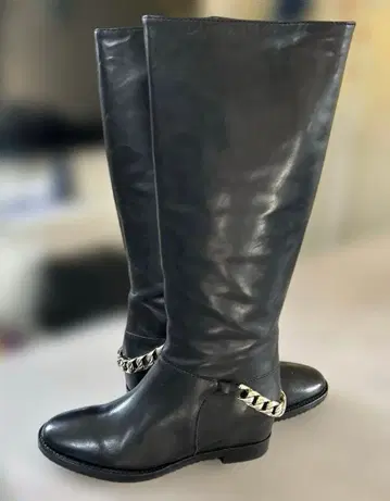 거의 미사용! ELVIO ZANON 블랙 가죽 롱 부츠 체인 포함