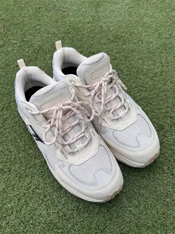 하이테크 스니커즈 화이트 27.5cm