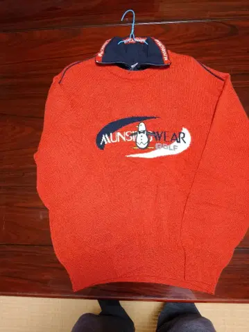 만시이구 스웨터 빨간색