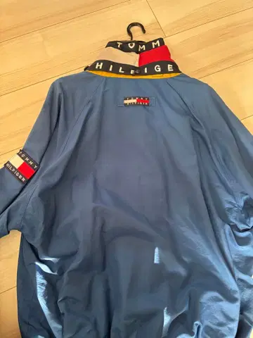 TOMMY HILFIGER 나일론 자켓 초레어