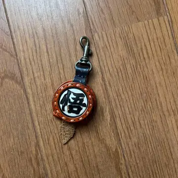 JAGADESIGN 가죽 키링 오렌지 손오공