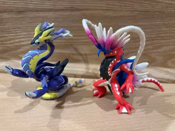 코라이돈과 미라이돈 피규어 세트