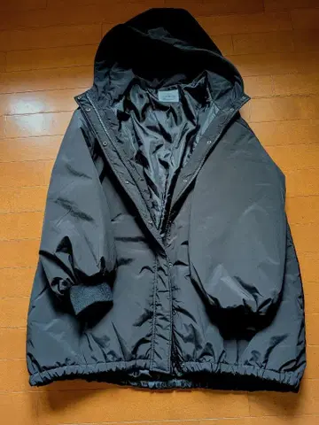 후드 몬스터 코트 BLACK