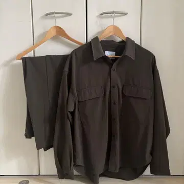 다크 브라운 셋업